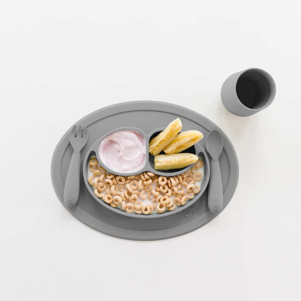 https://www.ezpzfunme.com/cdn/shop/products/Mini-Utensils-lifestyle-food-gray_1400x.png?v=1676020180